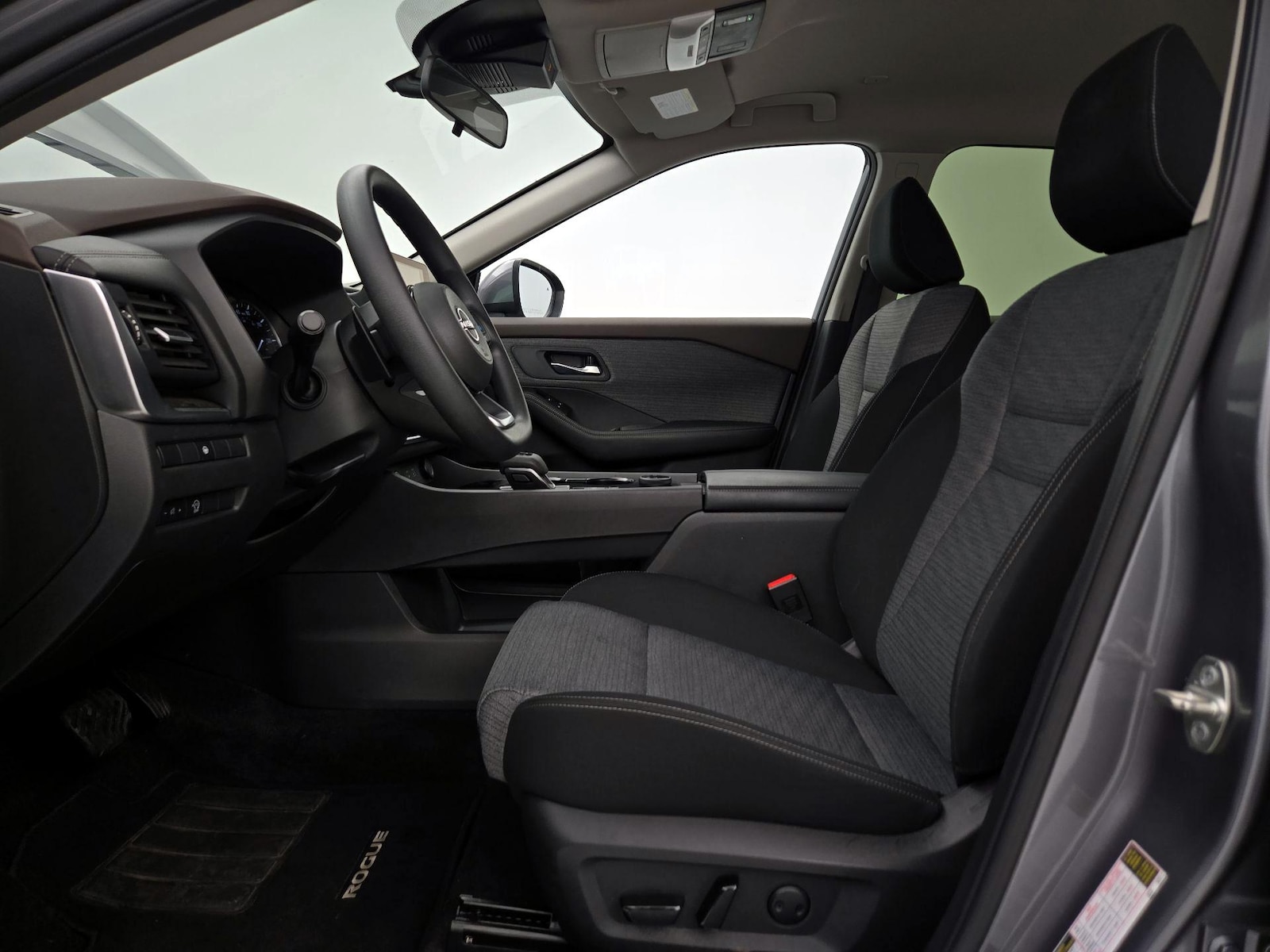 Power Seat(s) & Side Airbags