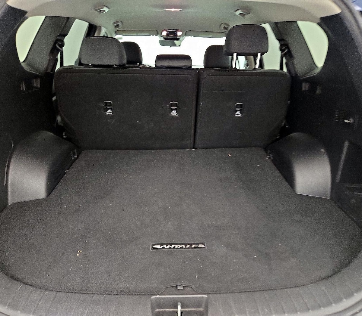 Trunk/Cargo (Seats Up)