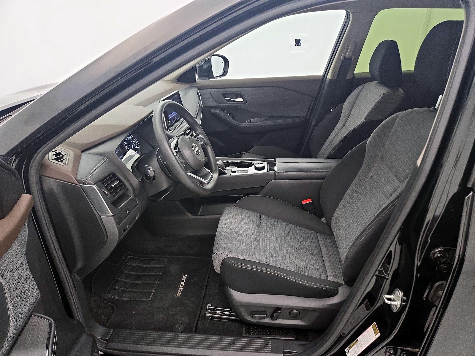Power Seat(s) & Side Airbags