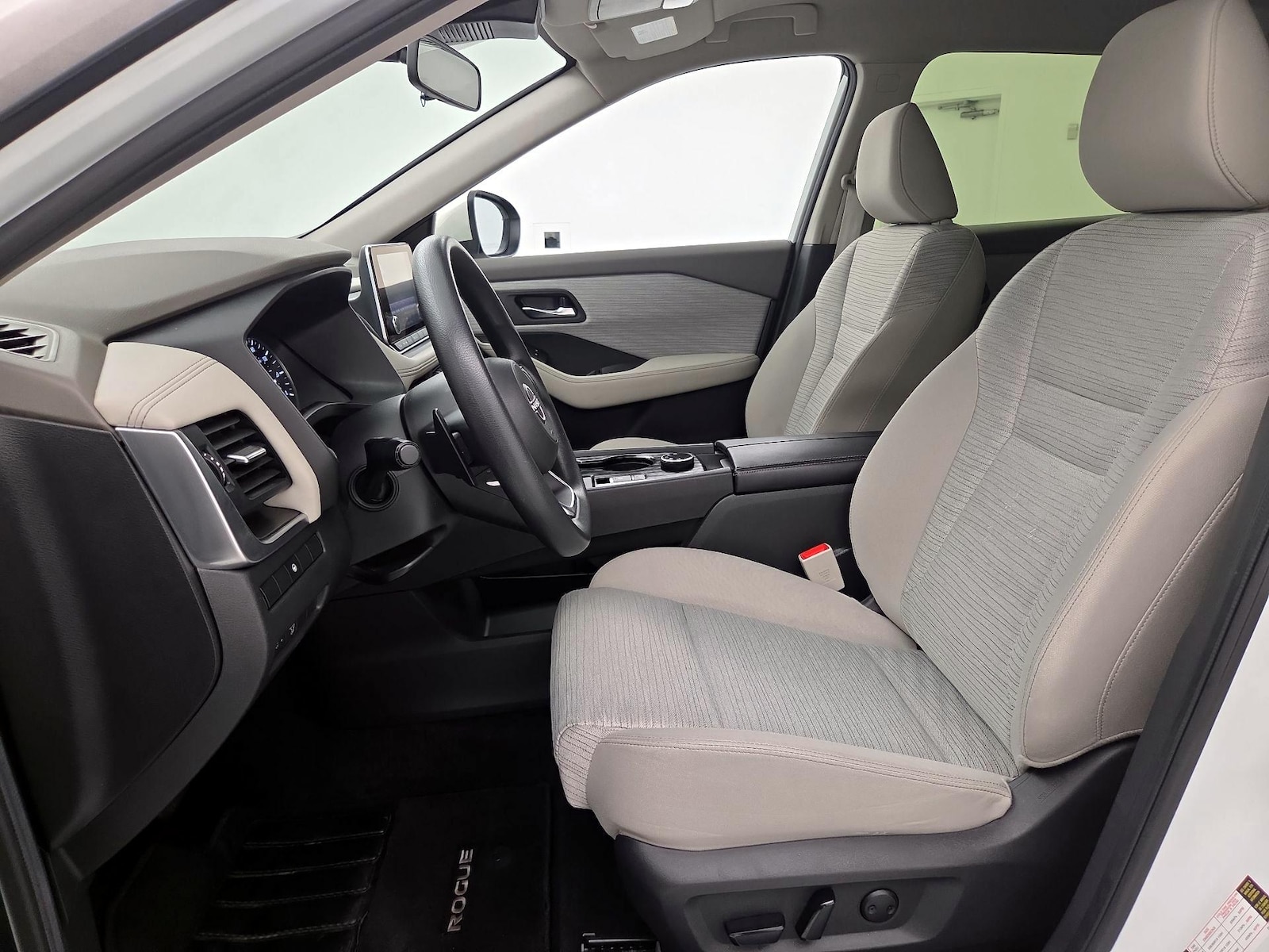 Power Seat(s) & Side Airbags
