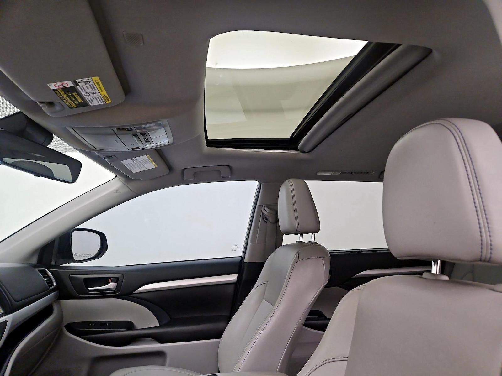 Sunroof(s) & Overhead Airbags