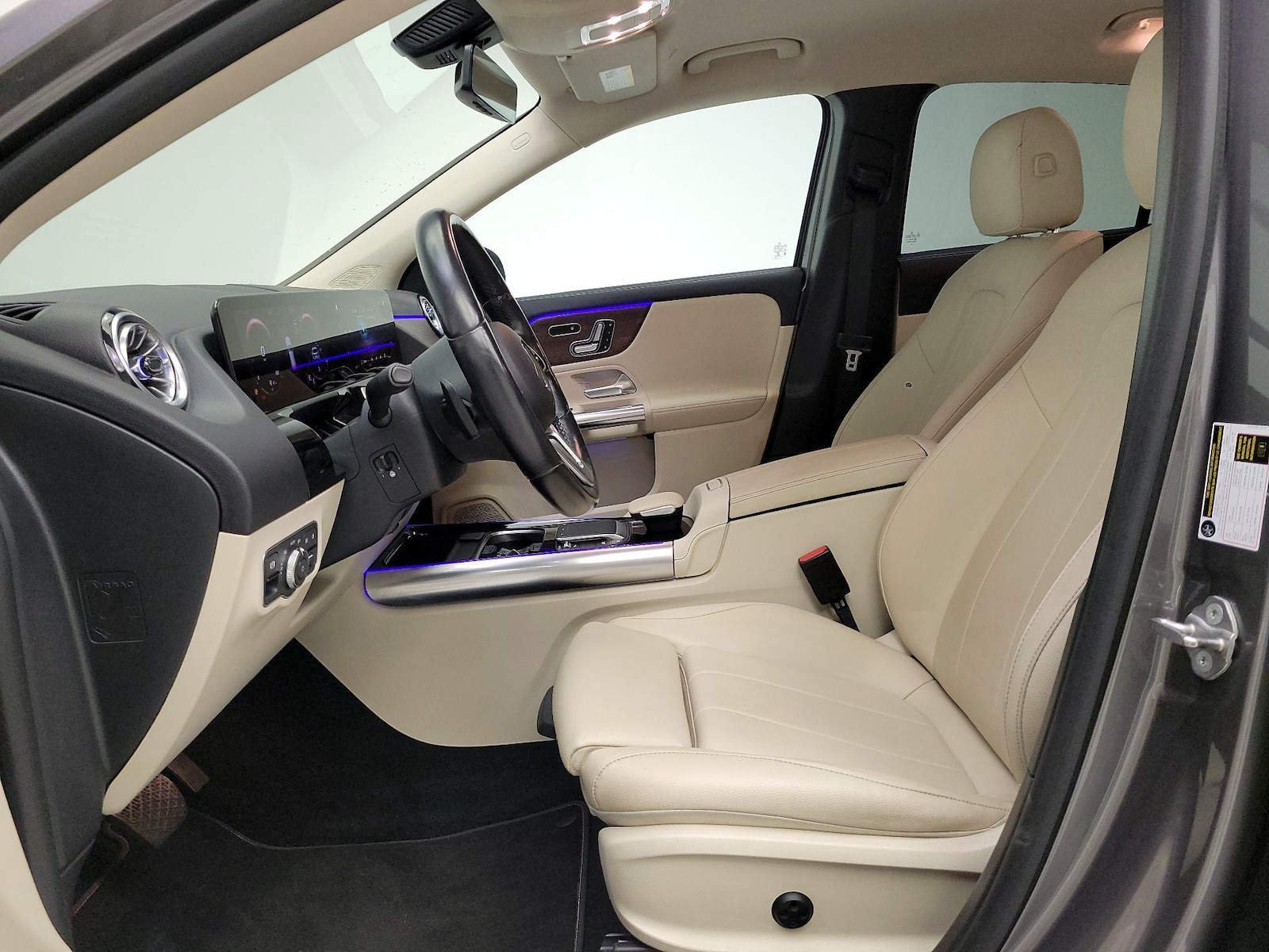 Power Seat(s) & Side Airbags