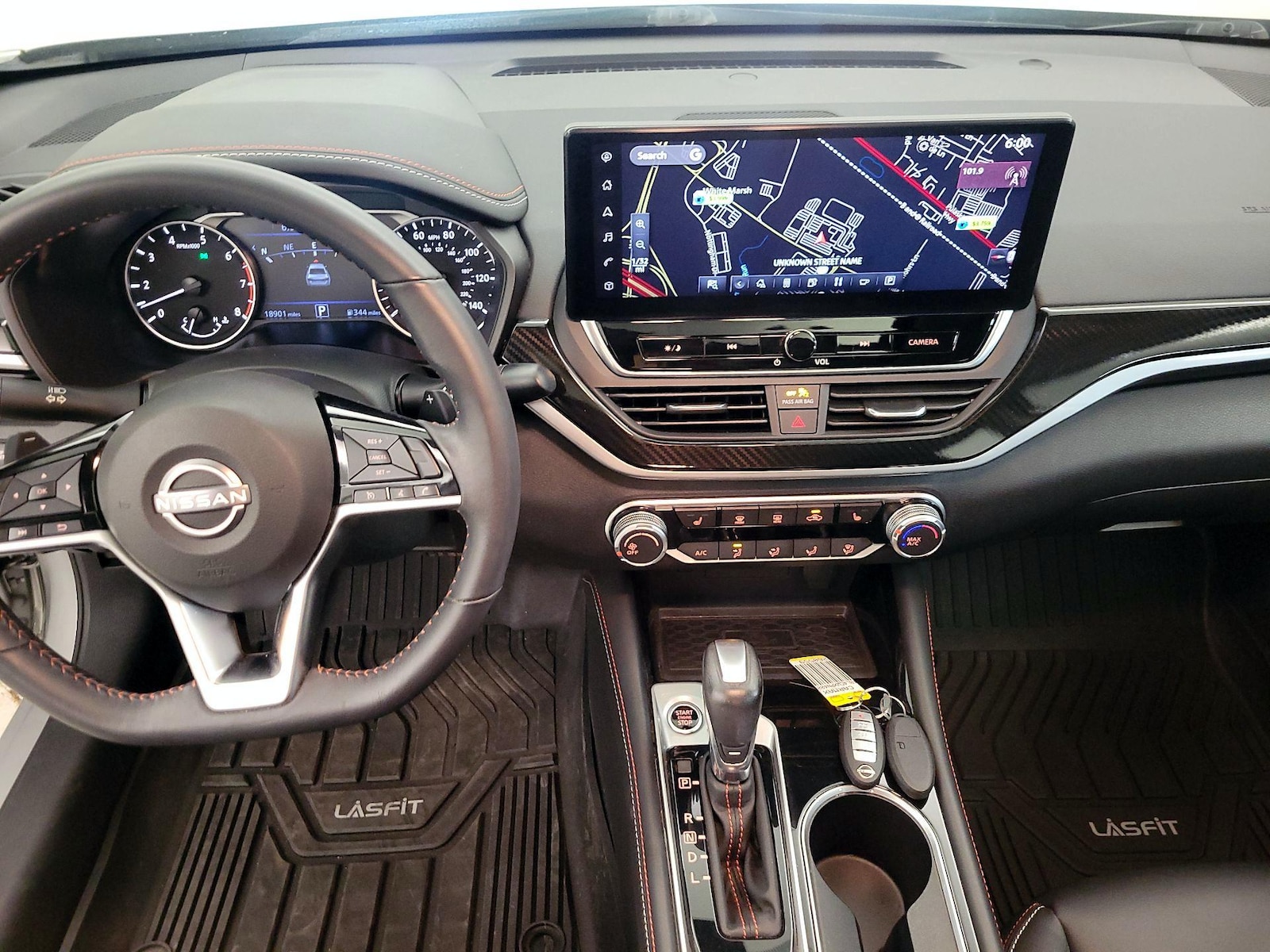 Apple CarPlay® & Android Auto™