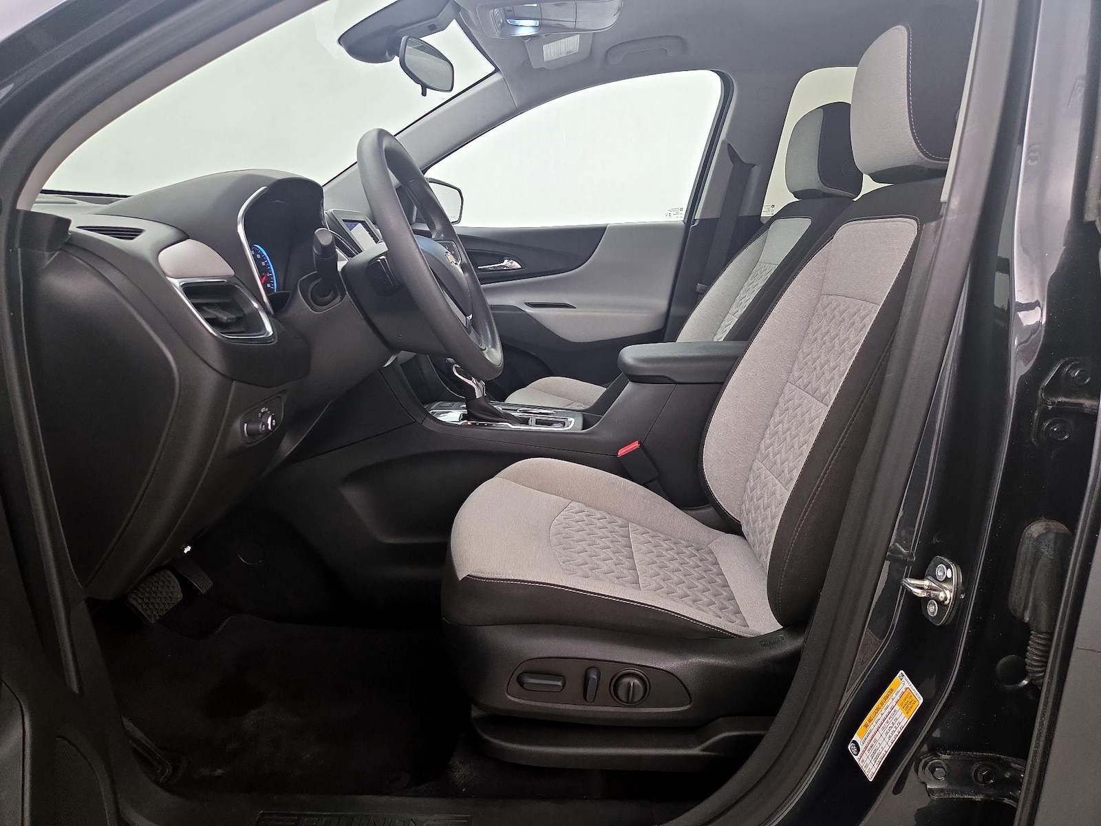 Power Seat(s) & Side Airbags