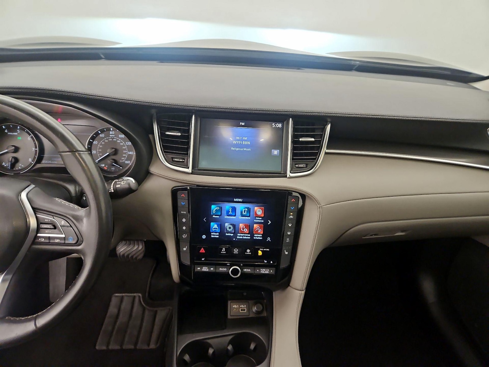 Apple CarPlay® & Android Auto™