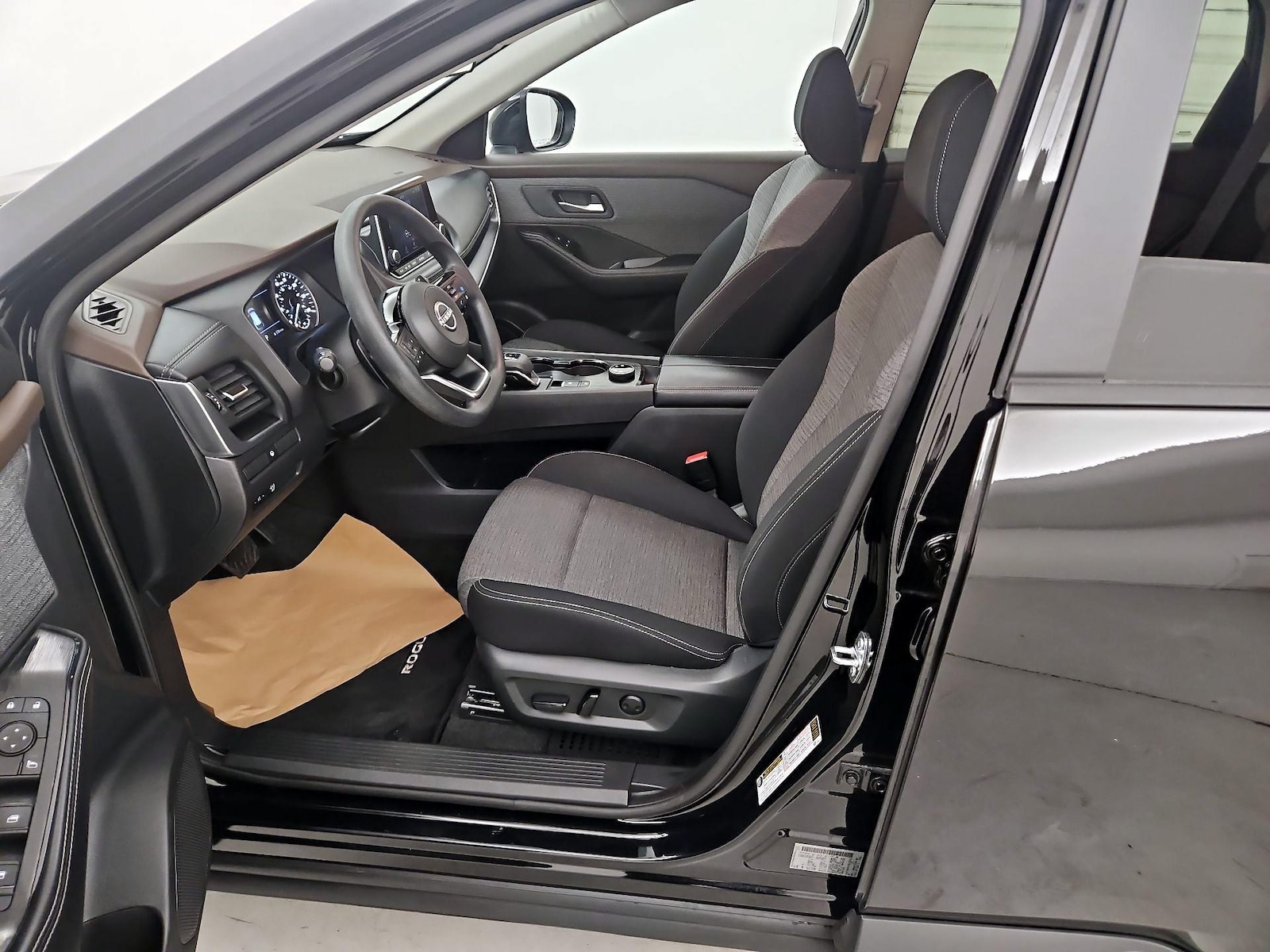 Power Seat(s) & Side Airbags