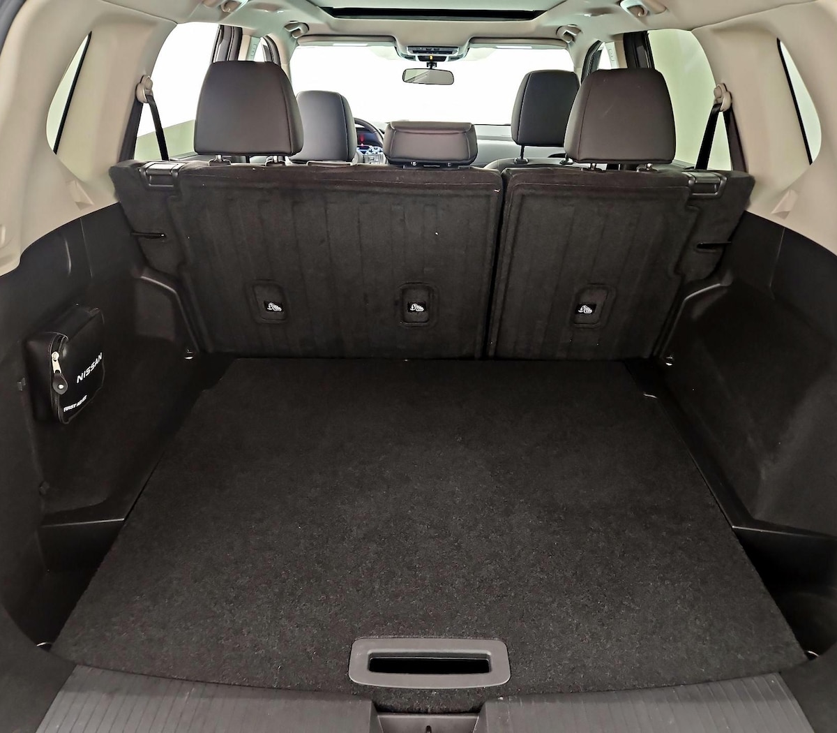 Trunk/Cargo (Seats Up)