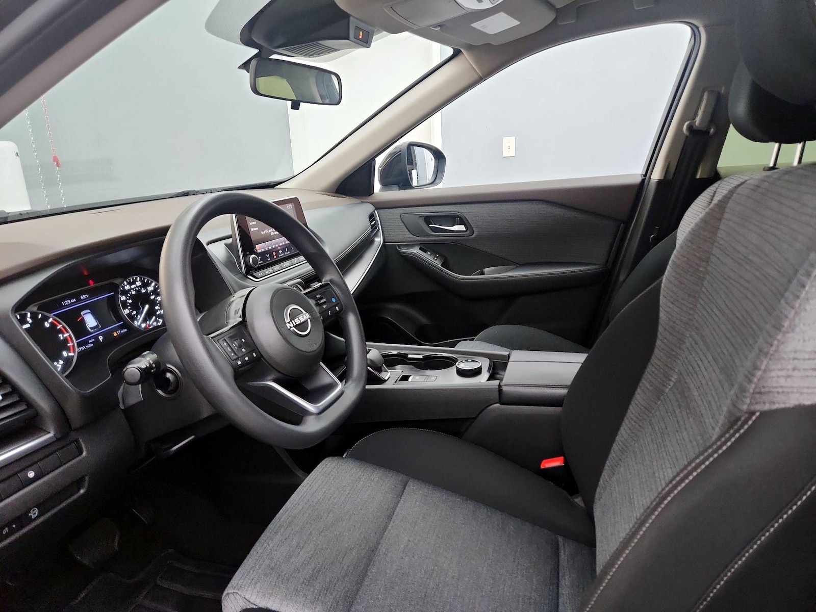 Power Seat(s) & Side Airbags
