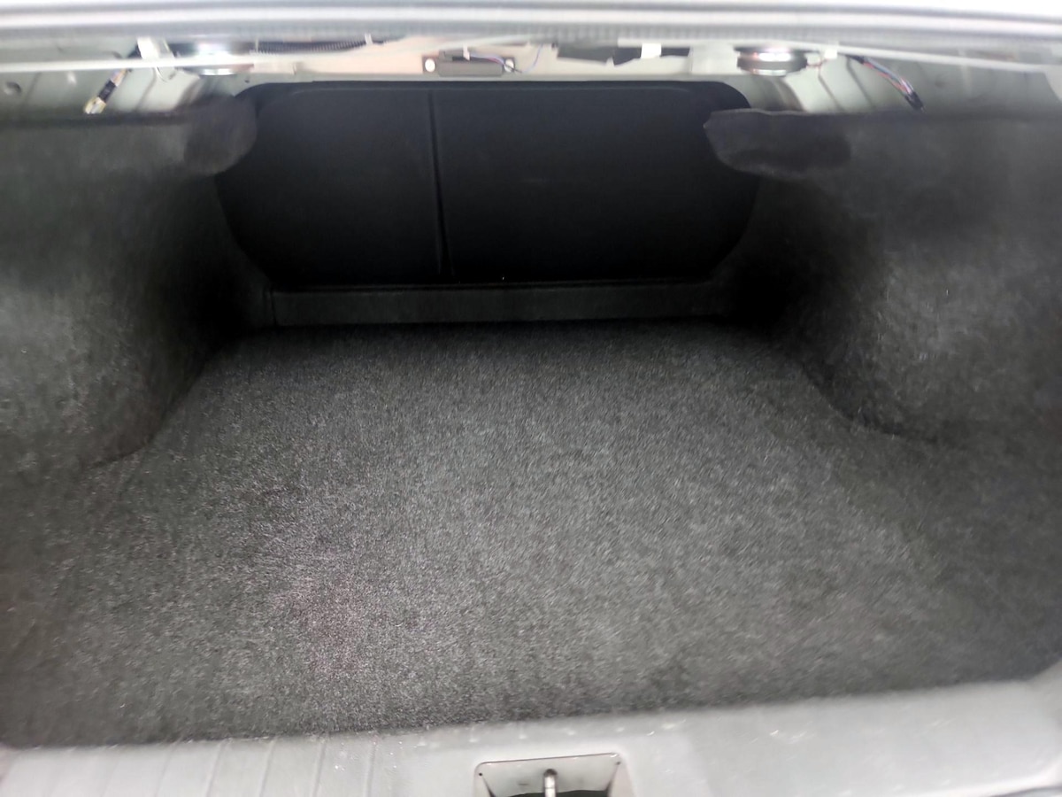 Trunk/Cargo (Seats Up)