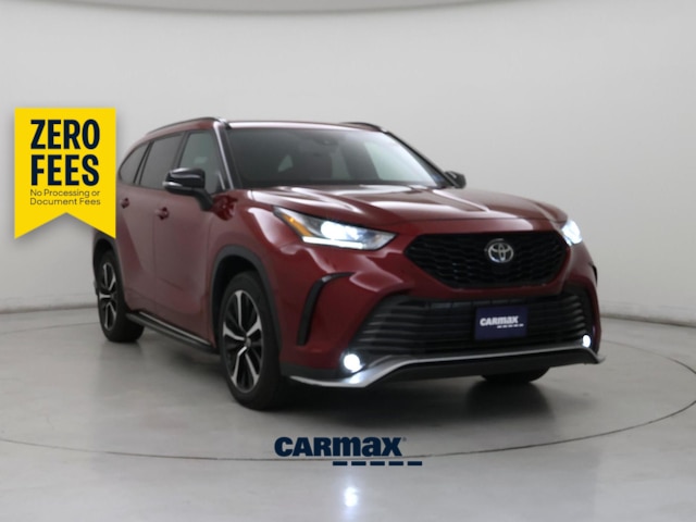 Red (Burgundy) 2021 Toyota Highlander SUV / Crossover Front-Wheel Drive Automatic
