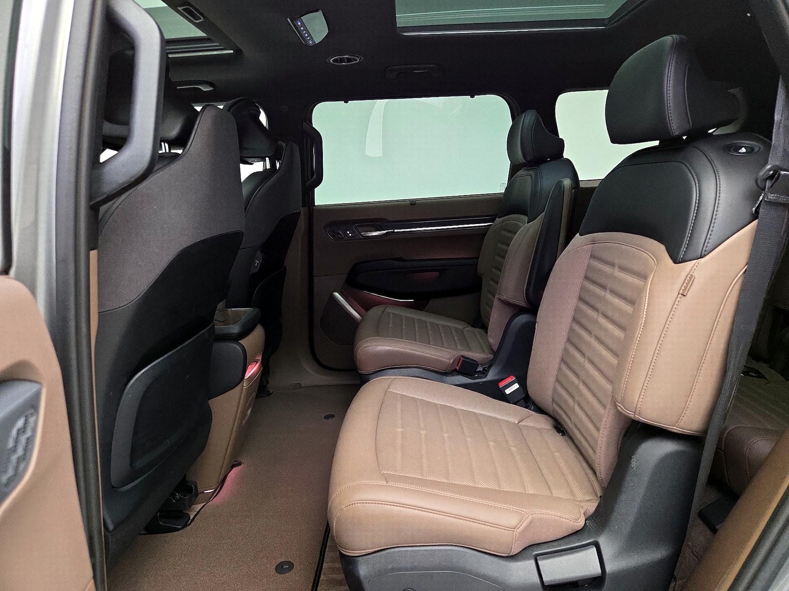 Rear Air Conditioning