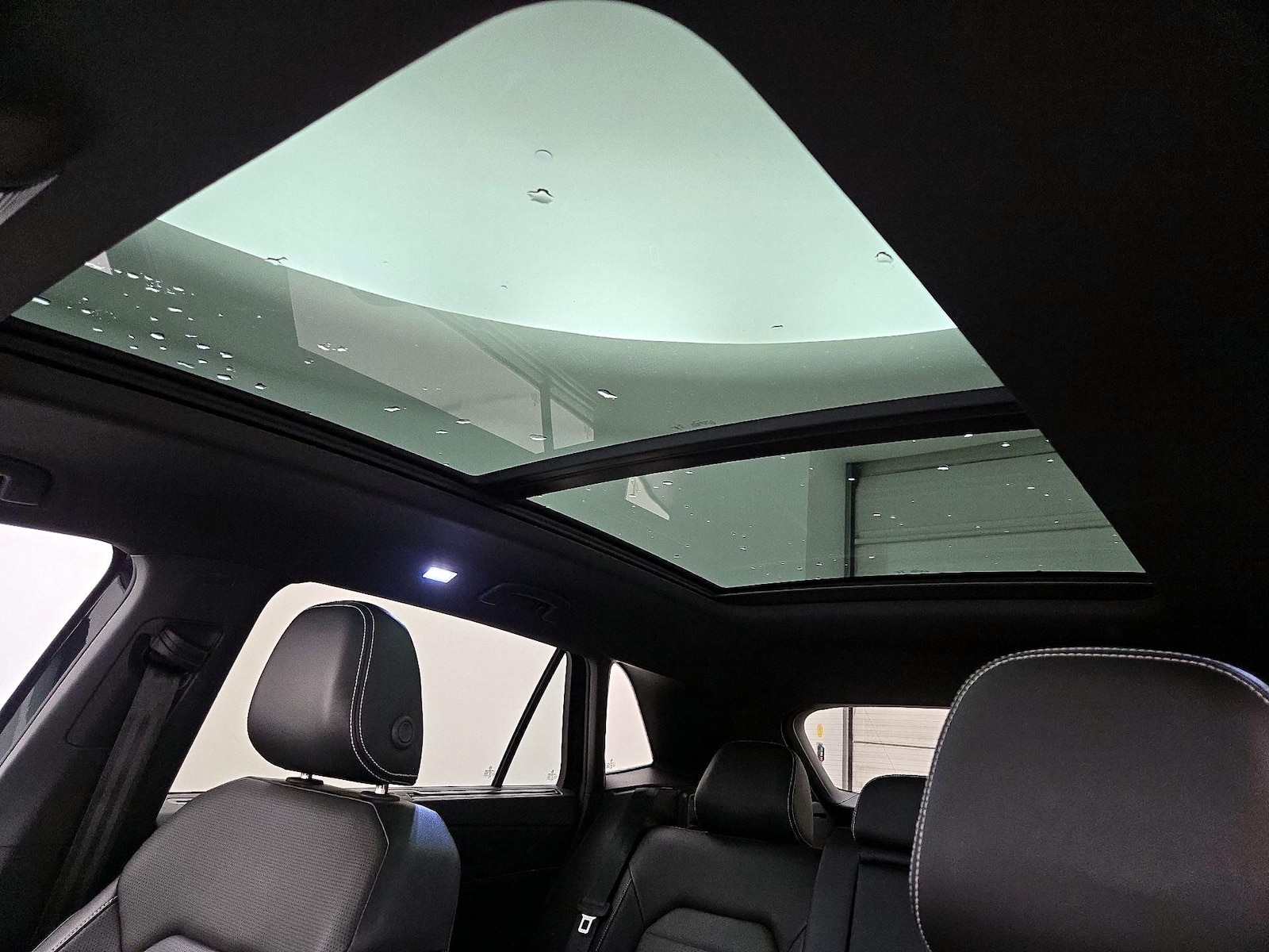 Panoramic Sunroof
