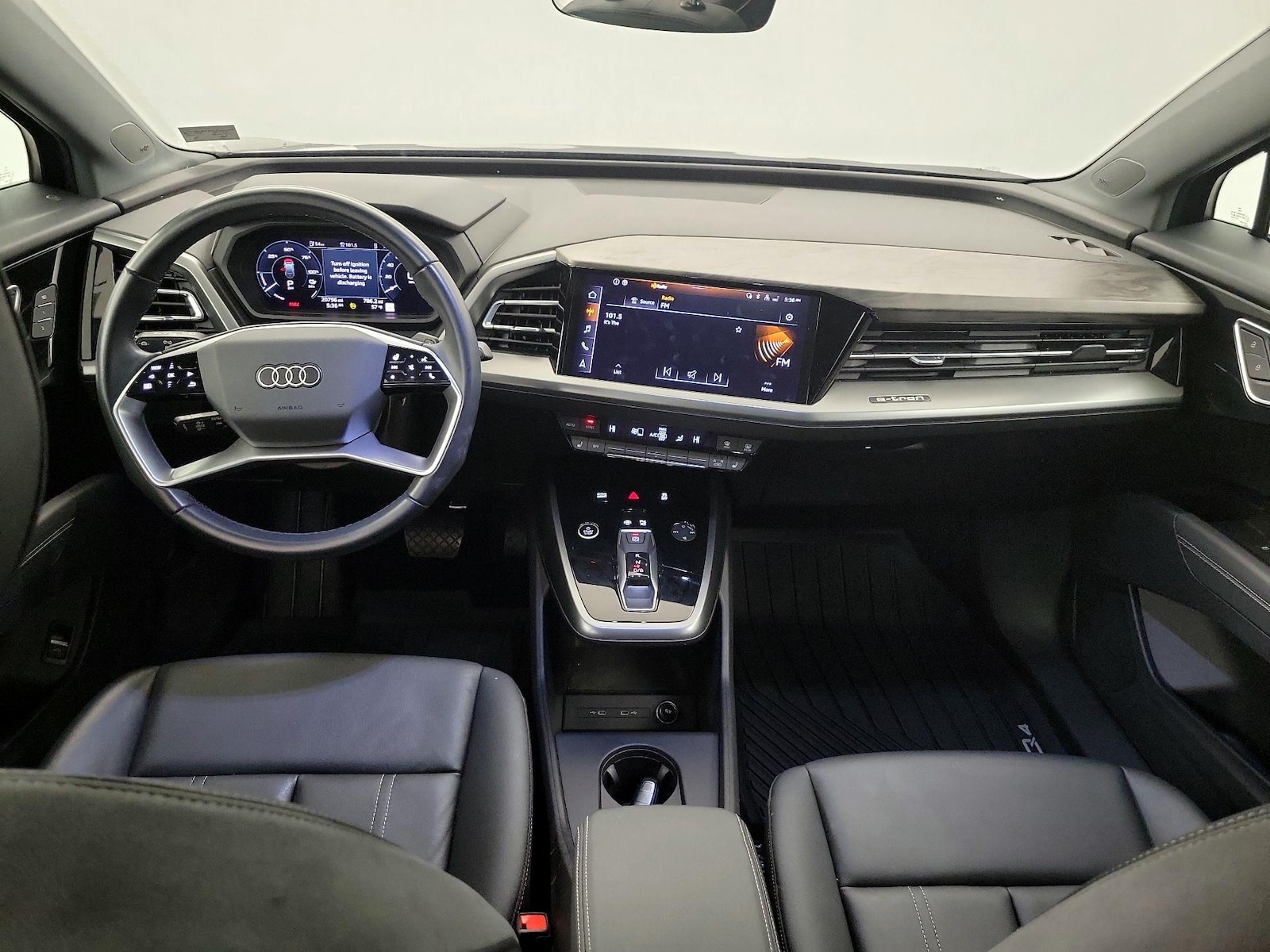 Apple CarPlay® & Android Auto™