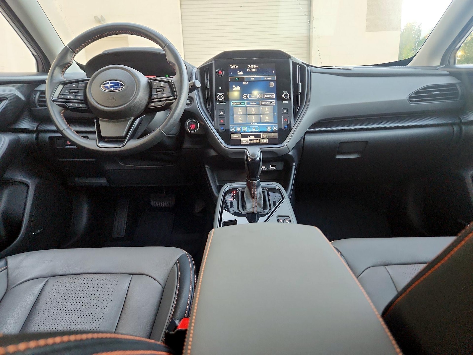 Apple CarPlay® & Android Auto™