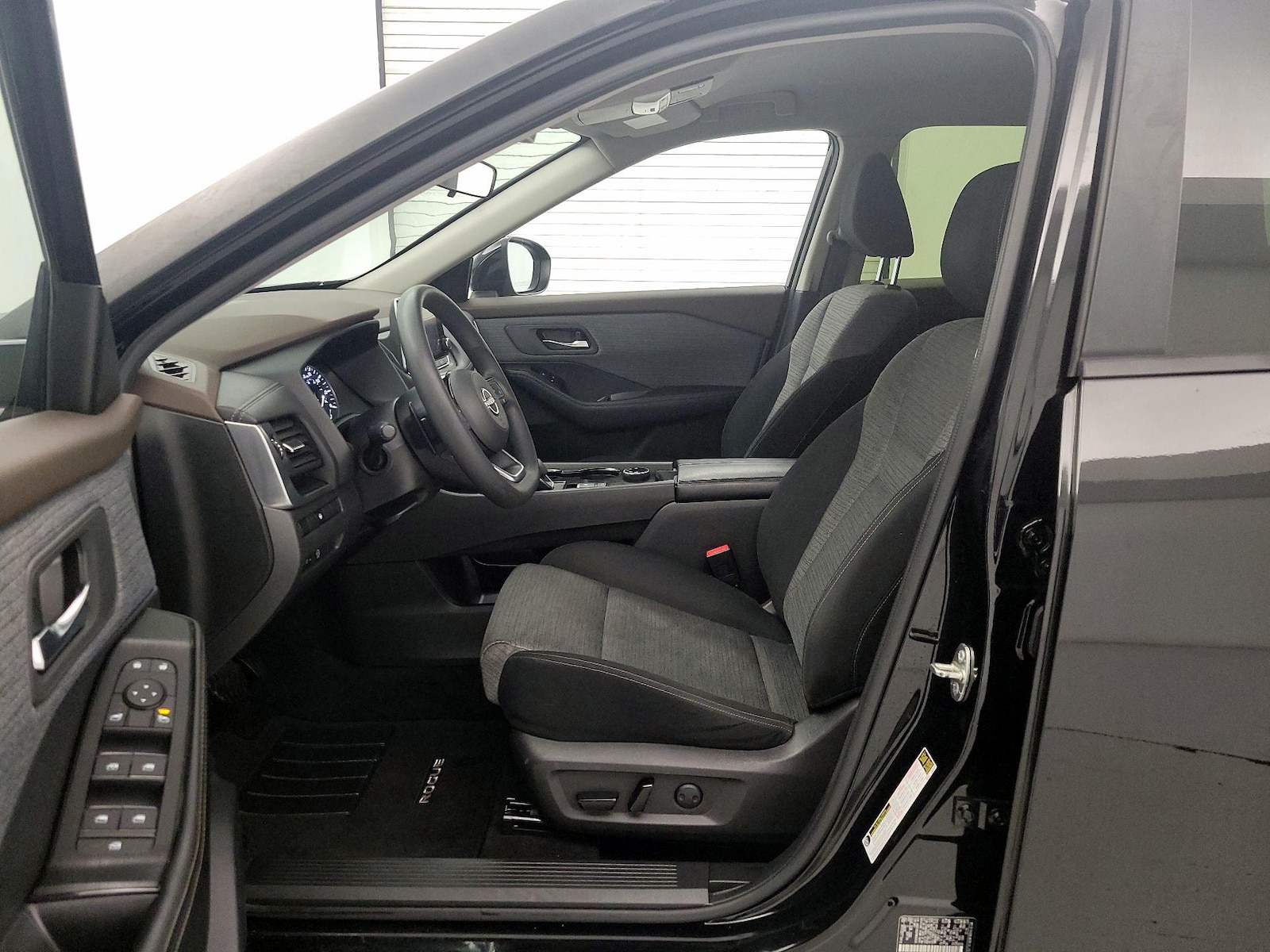 Power Seat(s) & Side Airbags