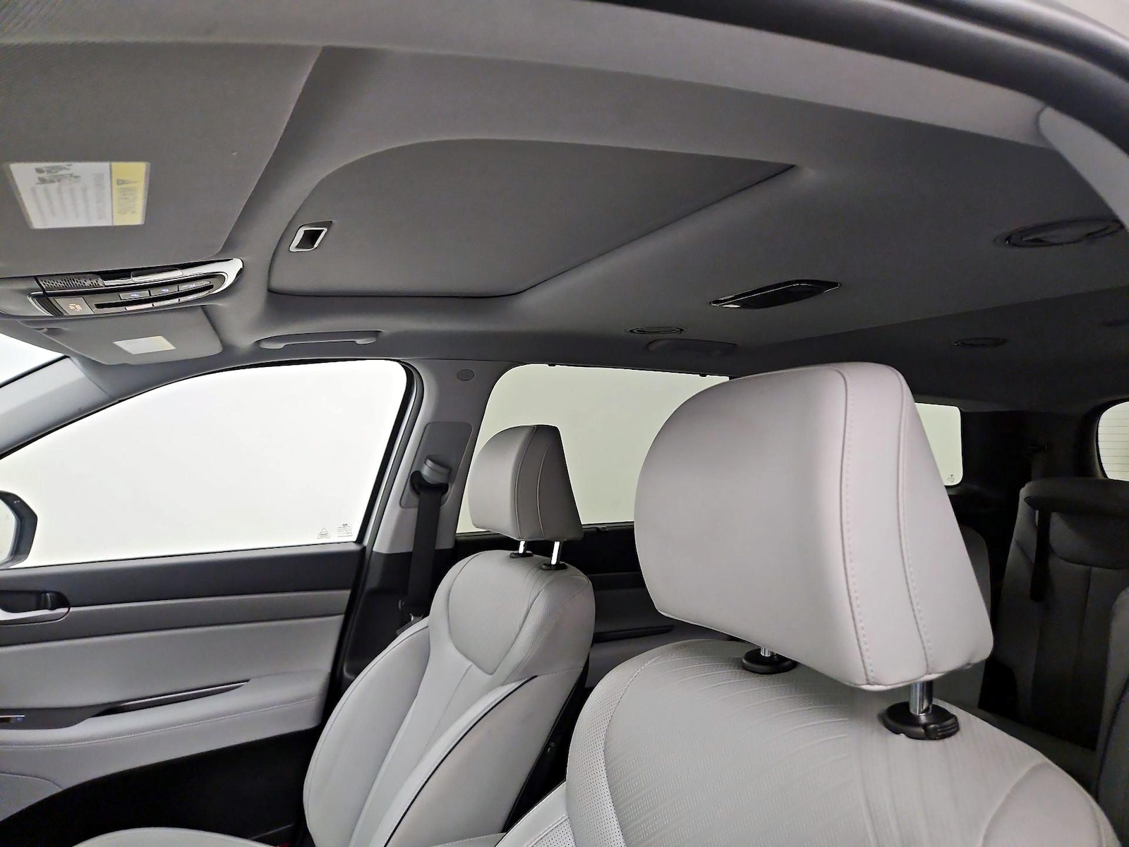 Sunroof(s) & Overhead Airbags