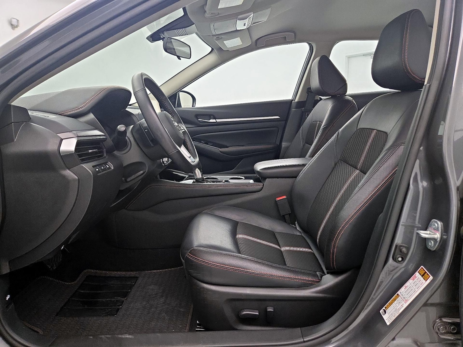 Power Seat(s) & Side Airbags