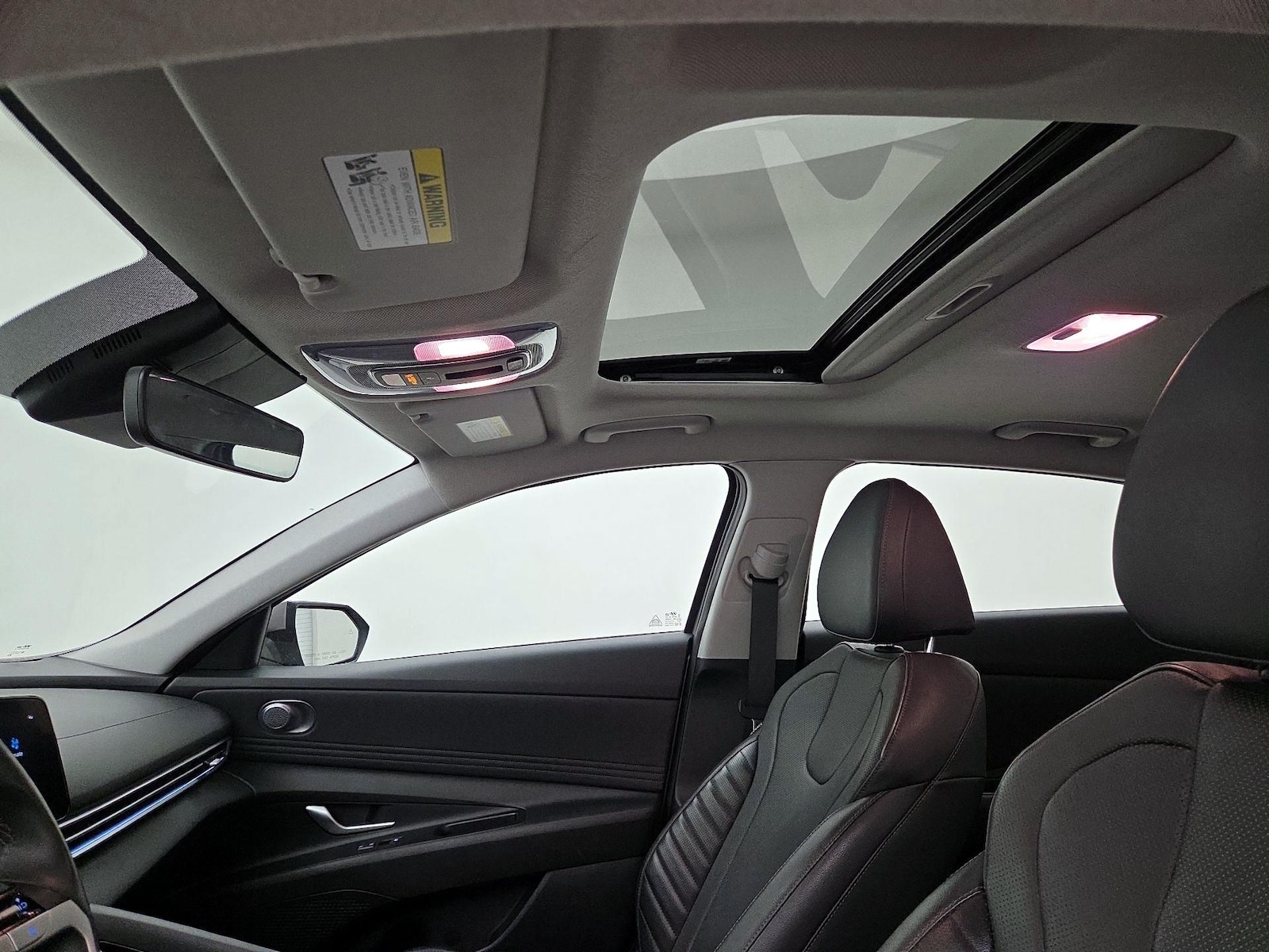 Sunroof(s) & Overhead Airbags