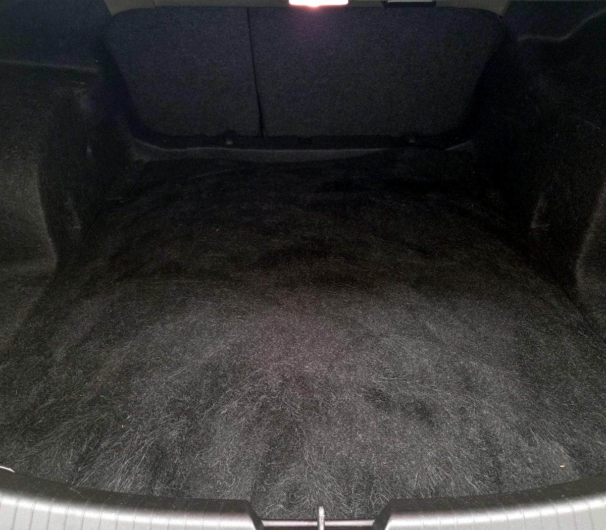 Trunk/Cargo (Seats Up)
