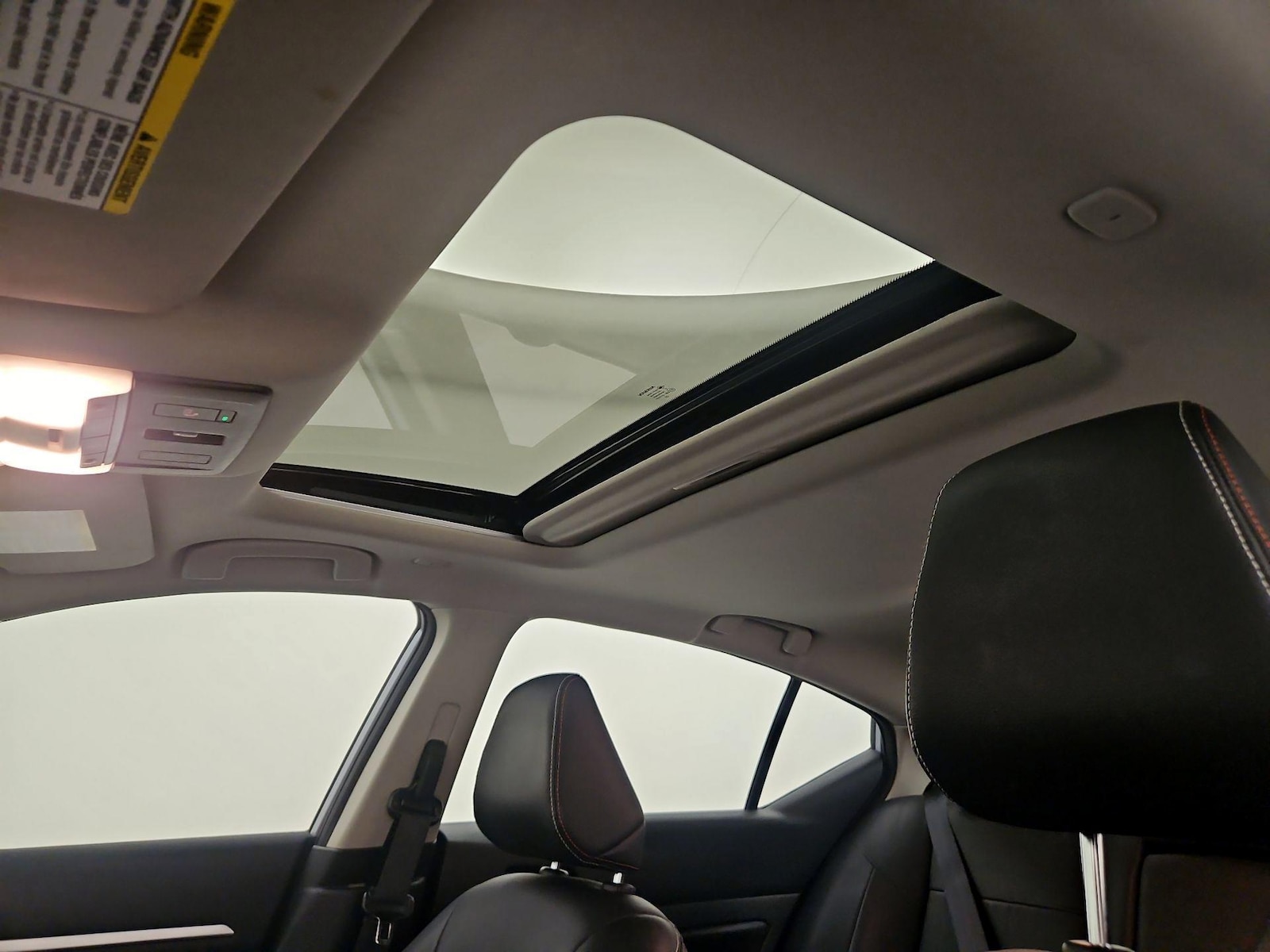 Sunroof(s) & Overhead Airbags