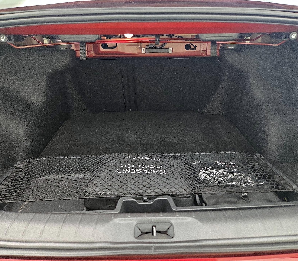 Trunk/Cargo (Seats Up)