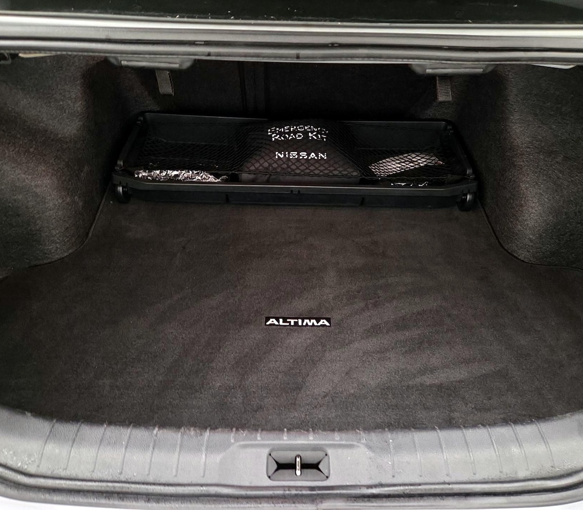 Trunk/Cargo (Seats Up)