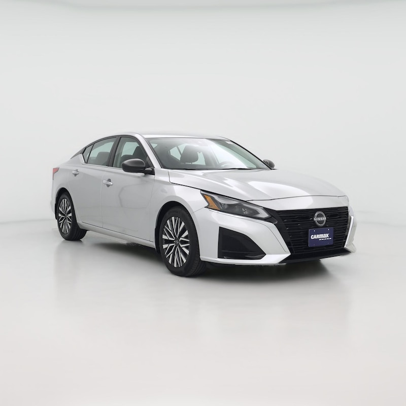 2024 Nissan Altima SV