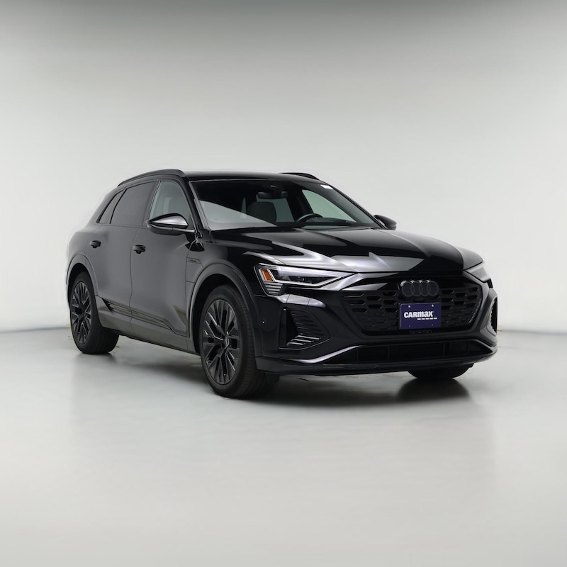 2024 Audi Q8 e-tron Prestige