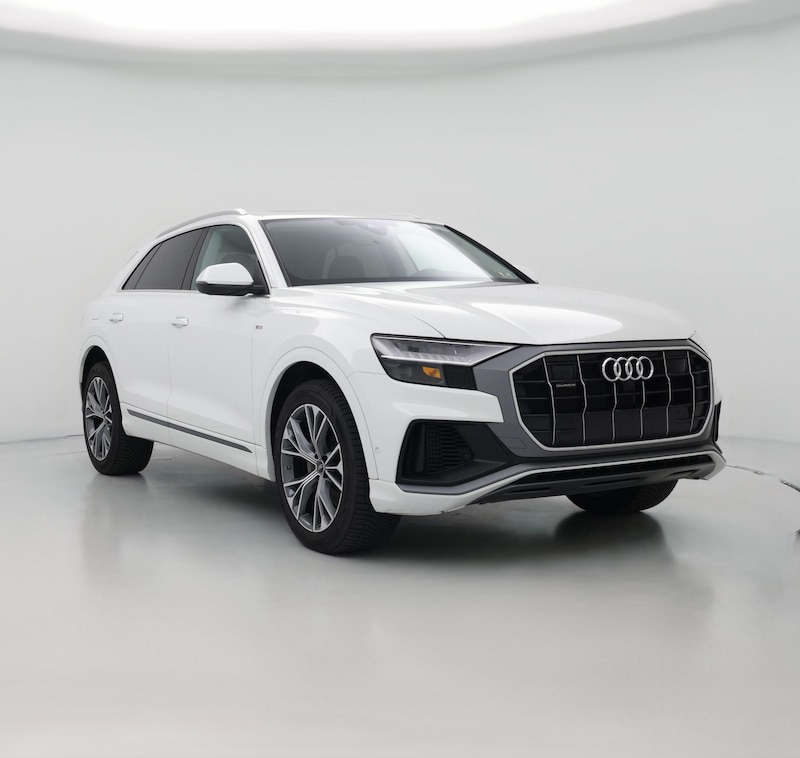 2023 Audi Q8 Premium Plus