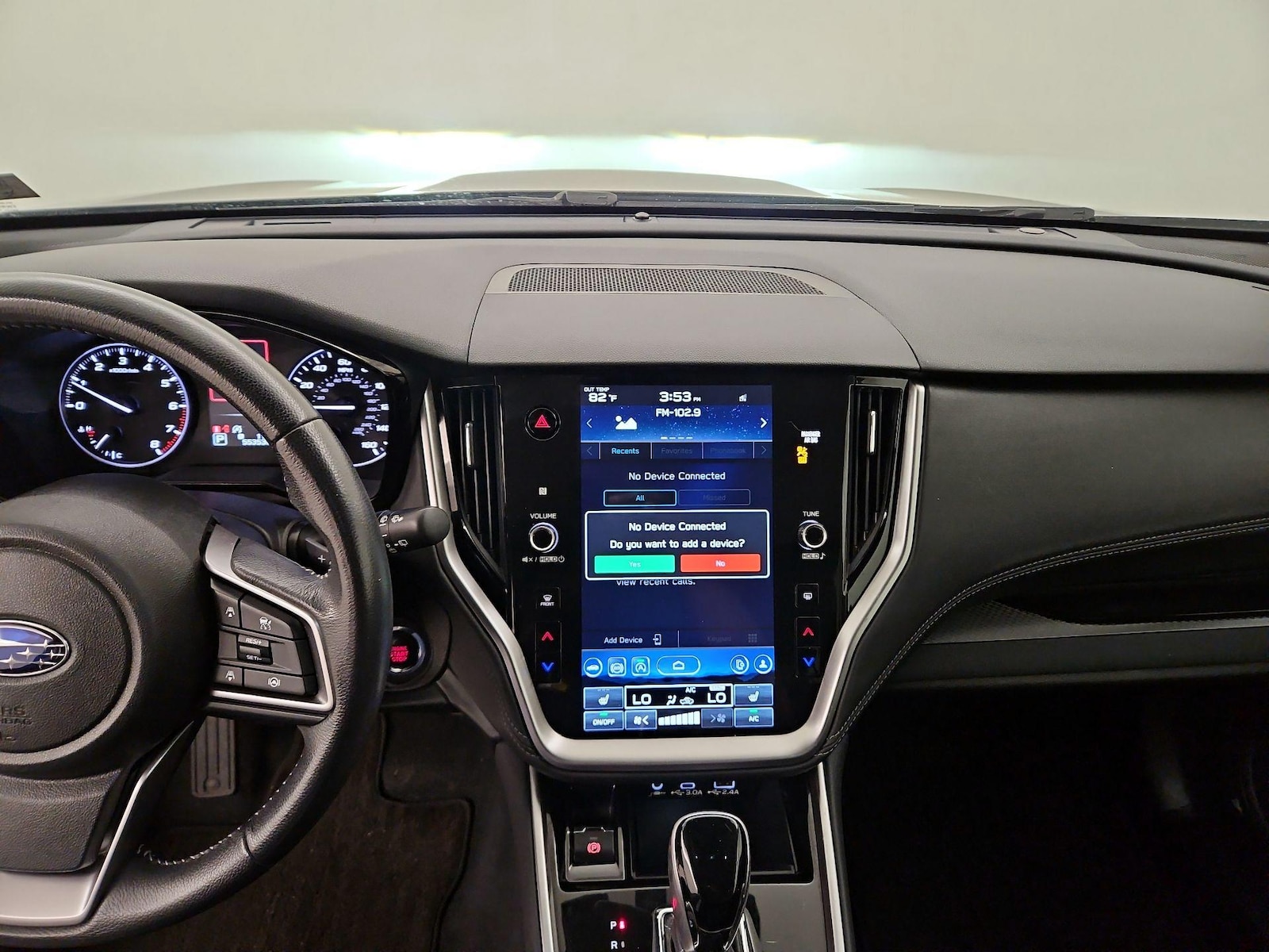 Apple CarPlay® & Android Auto™