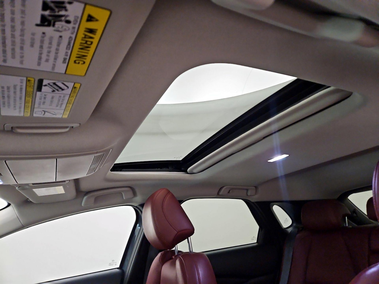 Sunroof(s) & Overhead Airbags