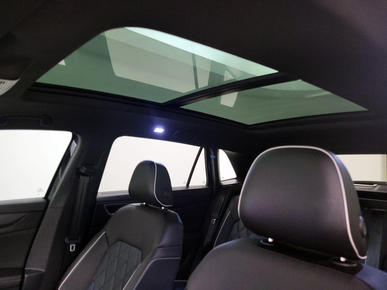 Panoramic Sunroof
