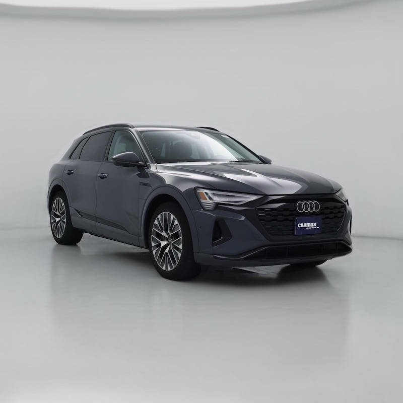 2024 Audi Q8 e-tron Prestige