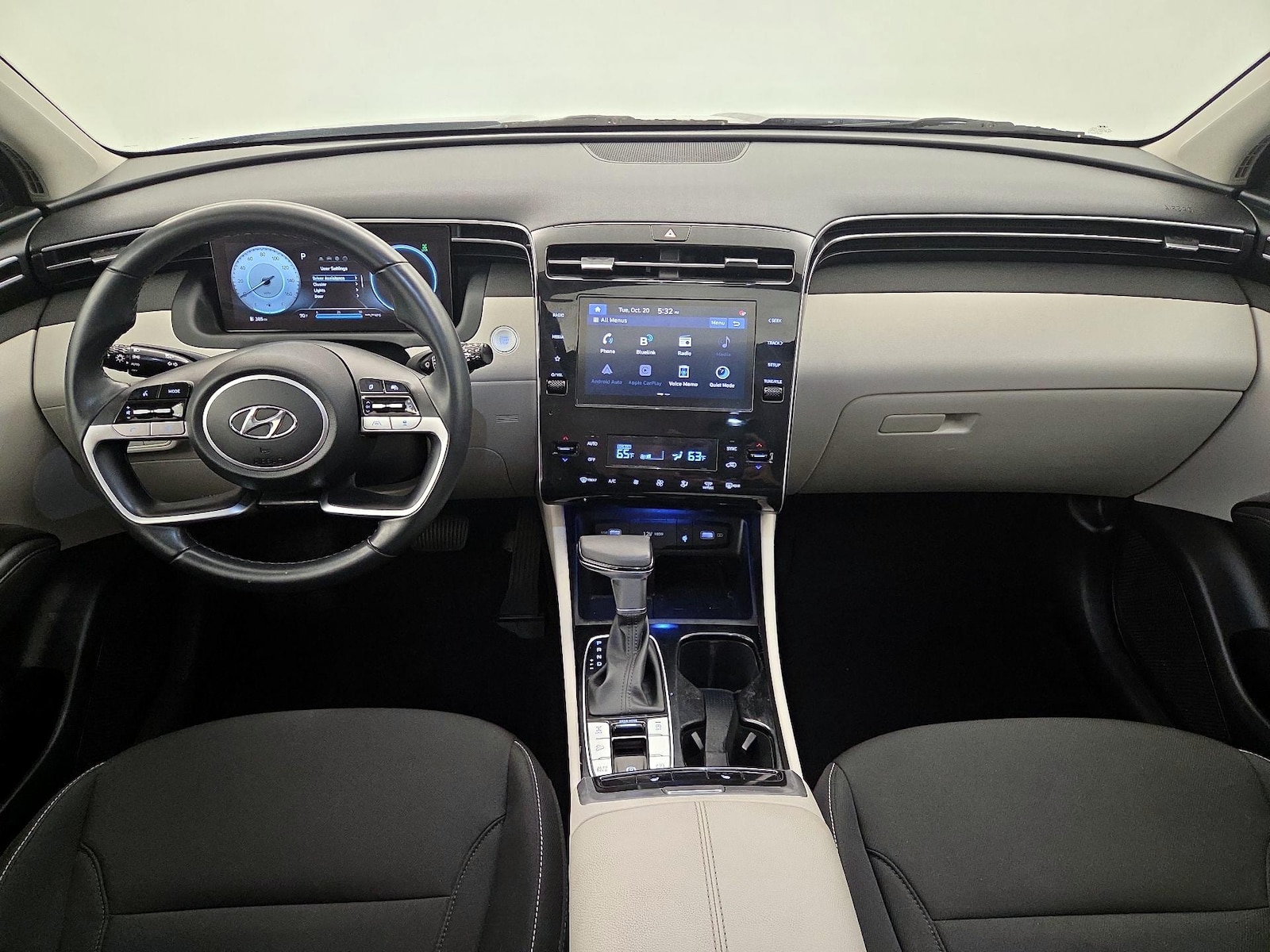 Apple CarPlay® & Android Auto™