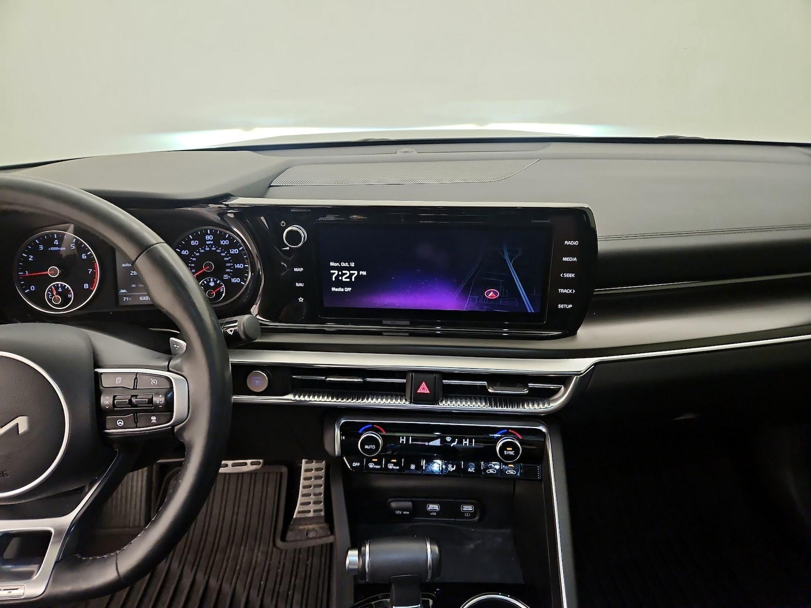 Apple CarPlay® & Android Auto™