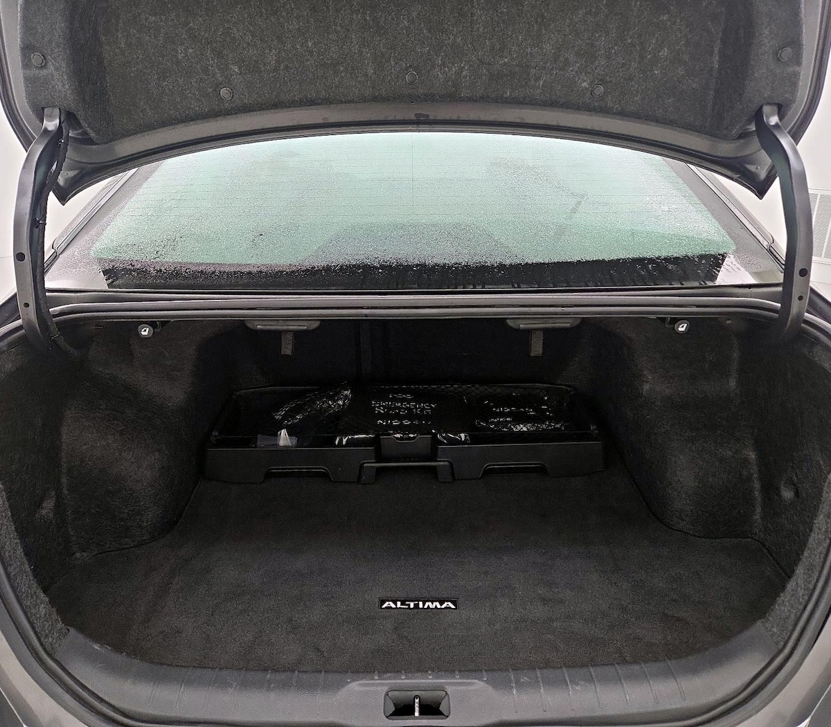 Trunk/Cargo (Seats Up)