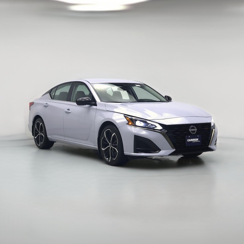 2023 Nissan Altima SR
