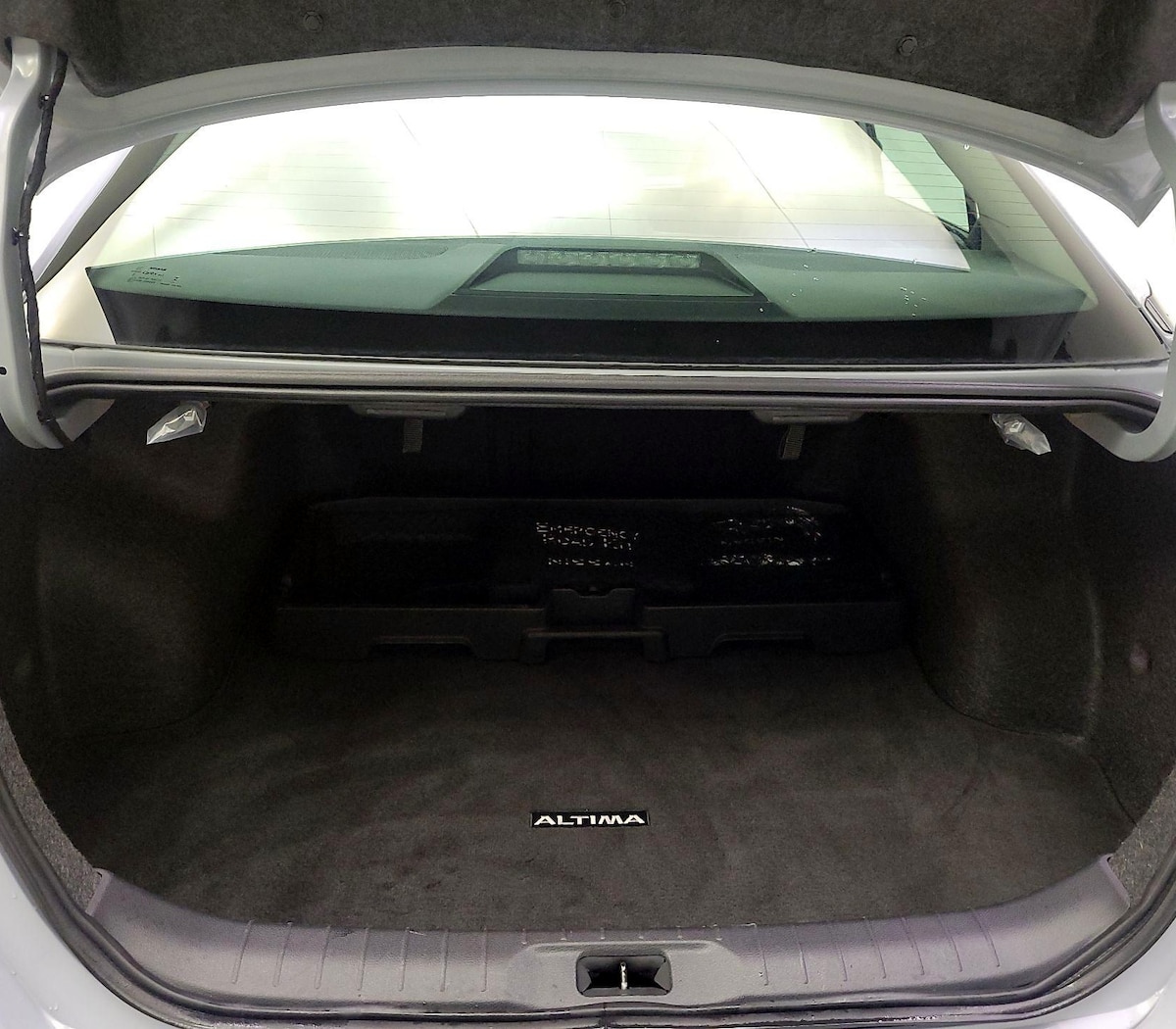Trunk/Cargo (Seats Up)