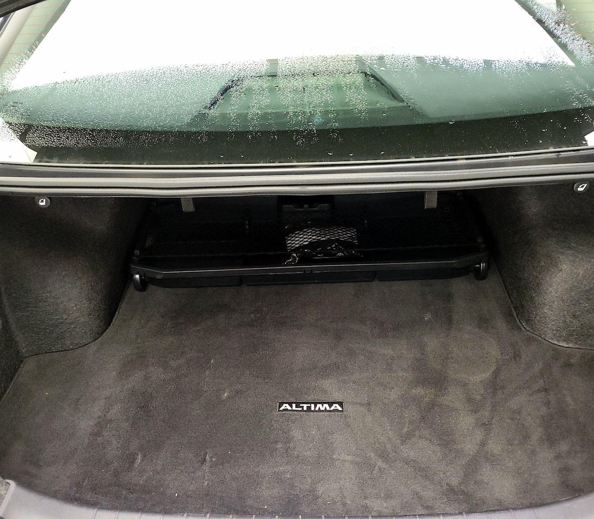 Trunk/Cargo (Seats Up)