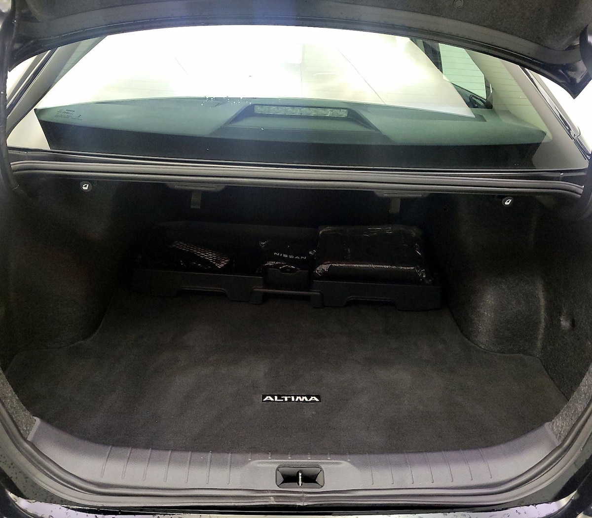 Trunk/Cargo (Seats Up)