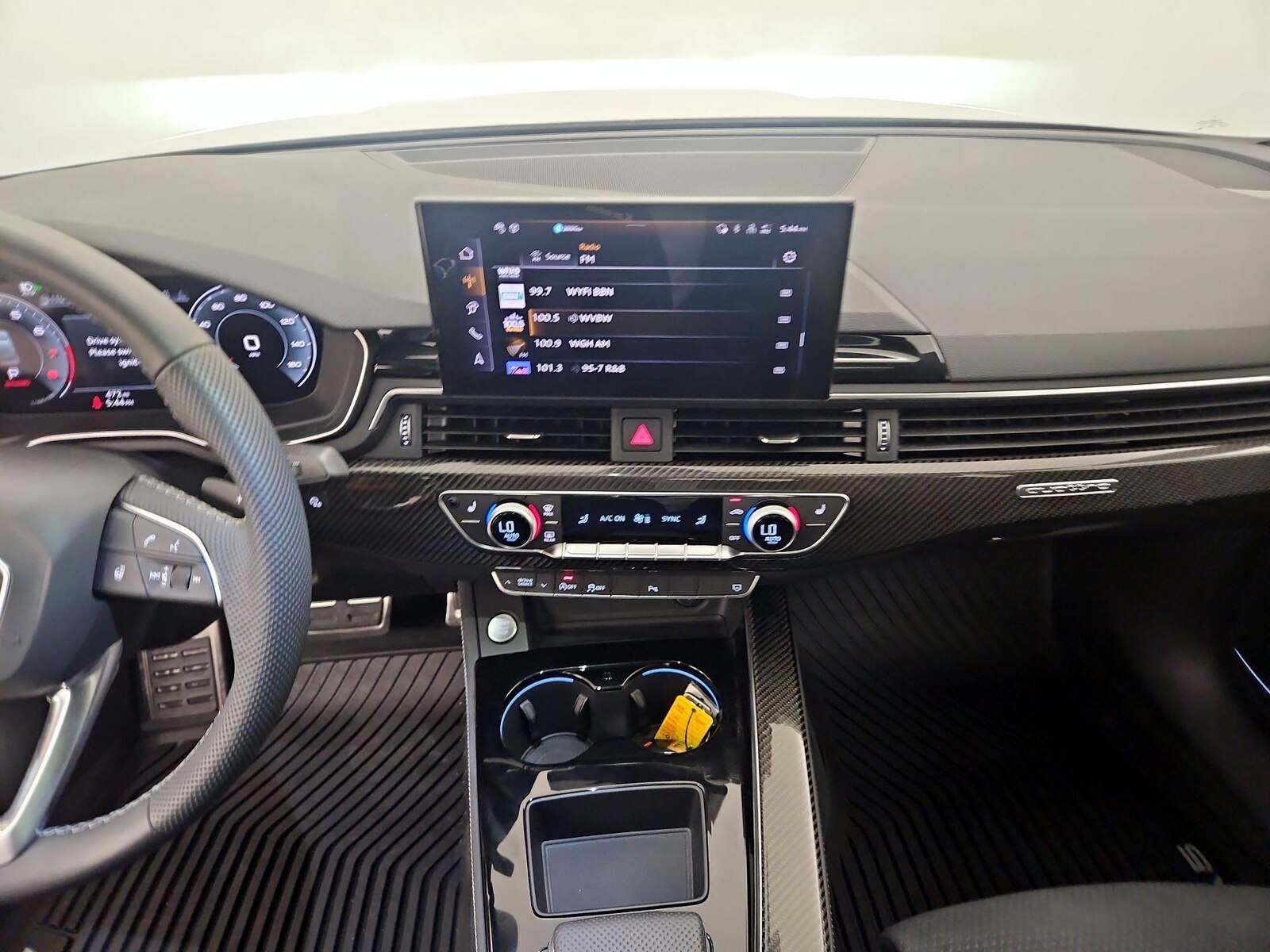 Apple CarPlay® & Android Auto™