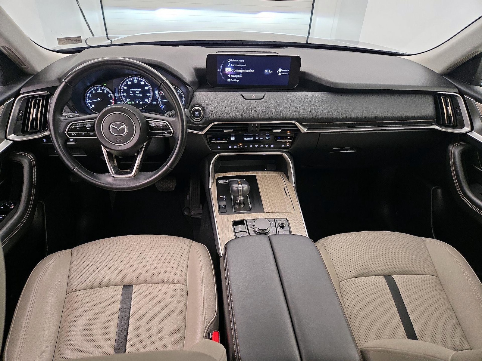 Apple CarPlay® & Android Auto™