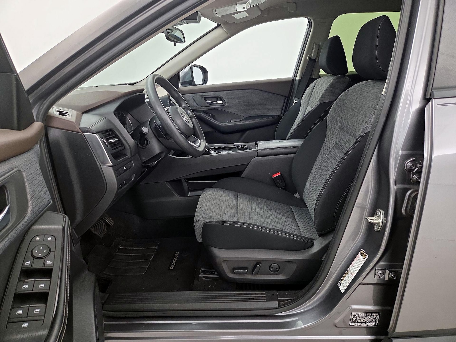 Power Seat(s) & Side Airbags