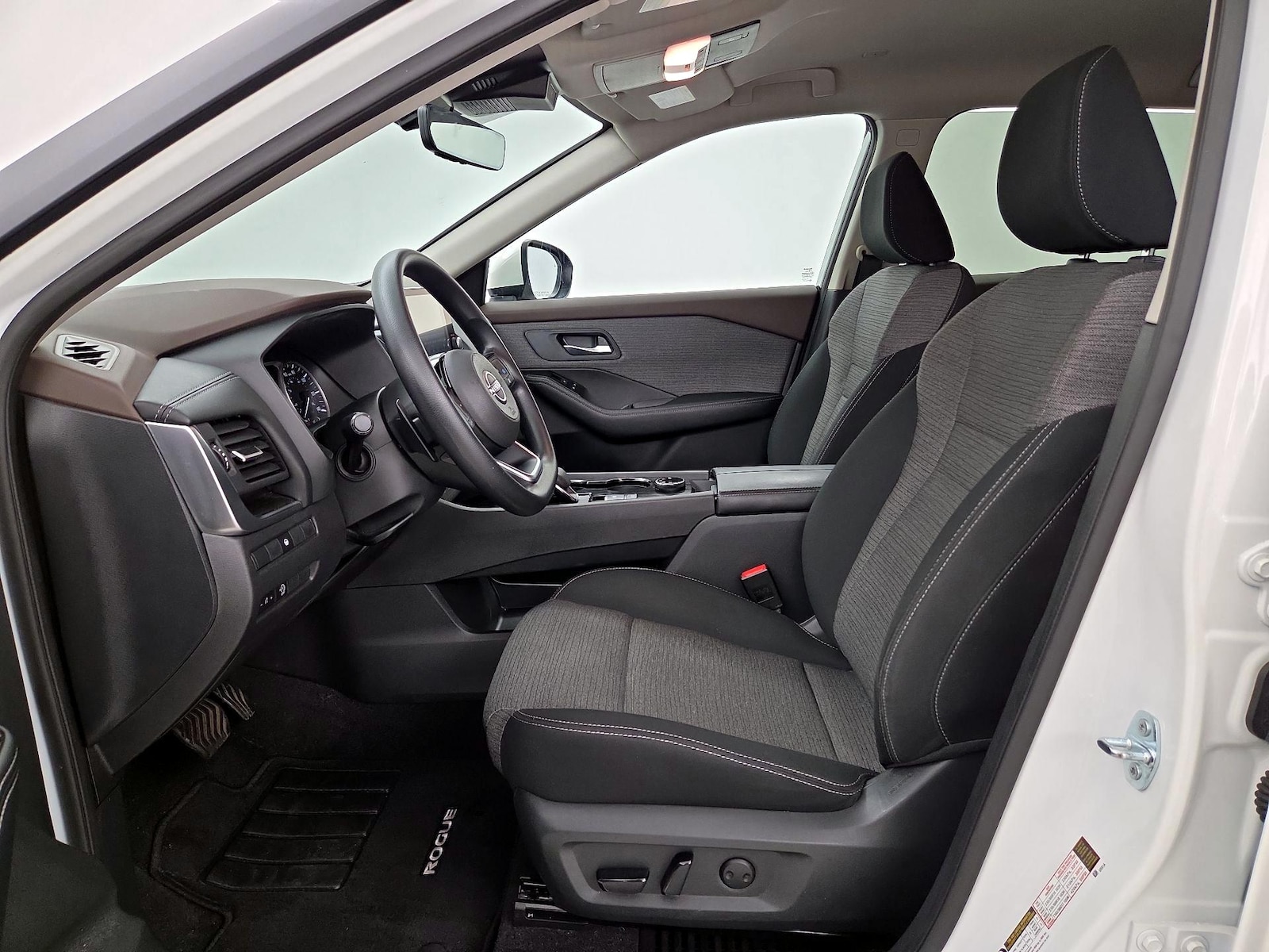 Power Seat(s) & Side Airbags