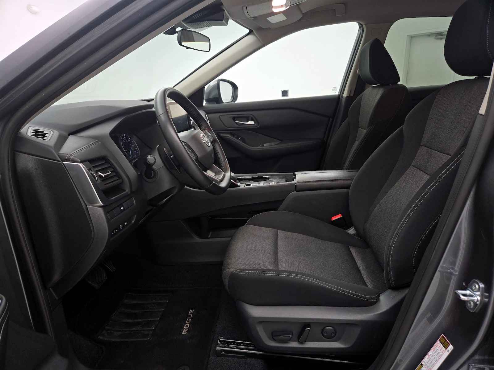 Power Seat(s) & Side Airbags