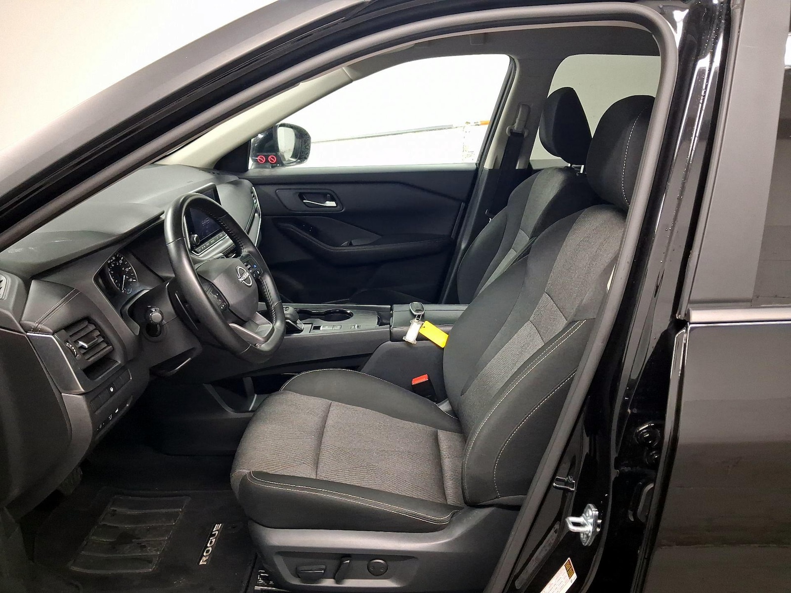 Power Seat(s) & Side Airbags