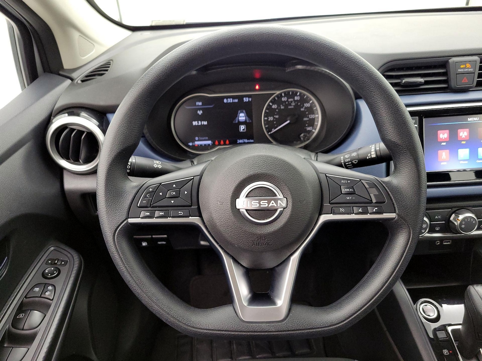 2025 Nissan Versa Sedan SV - Photo 11