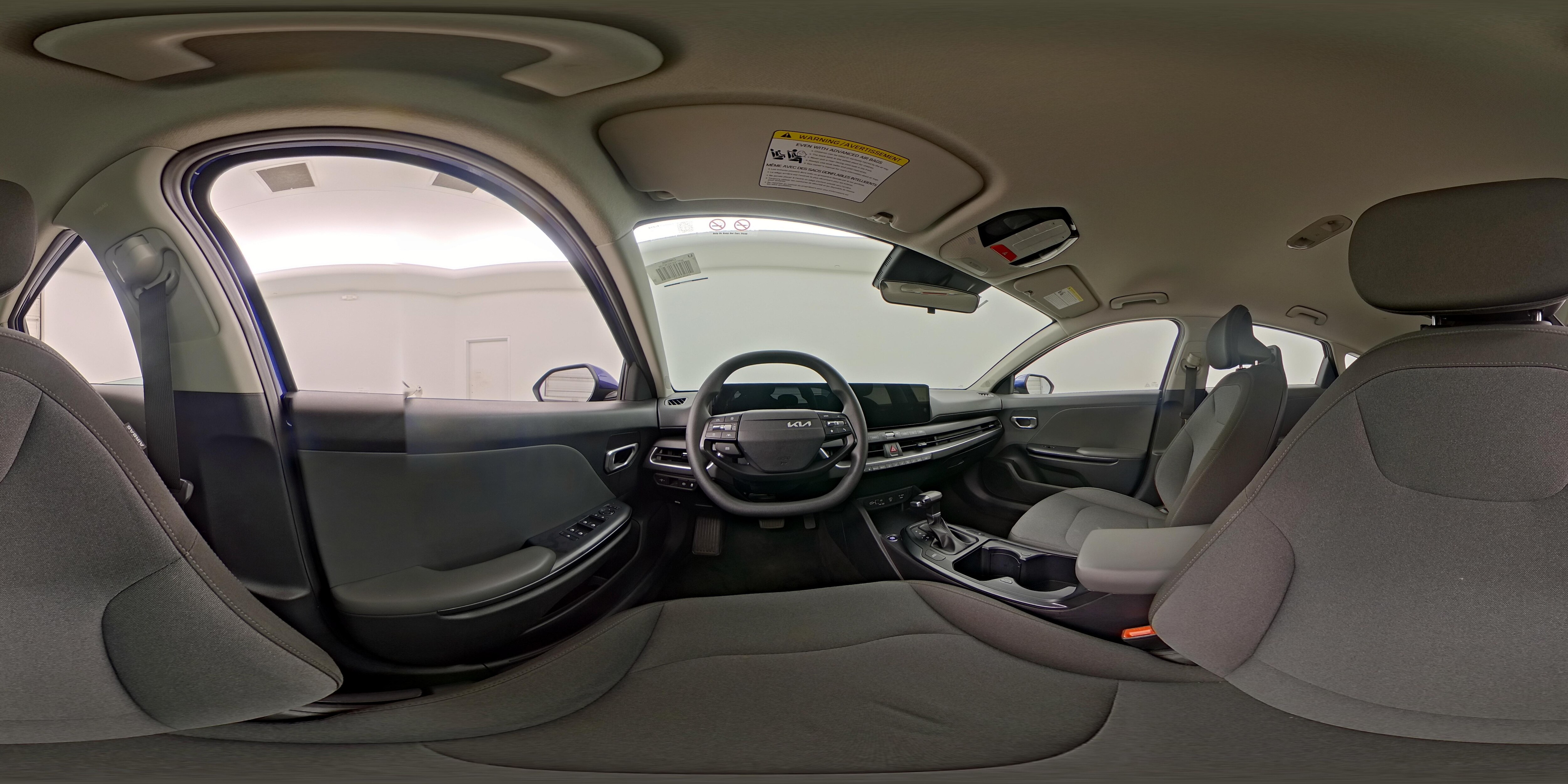 2025 Kia K4 LXS - Photo 27