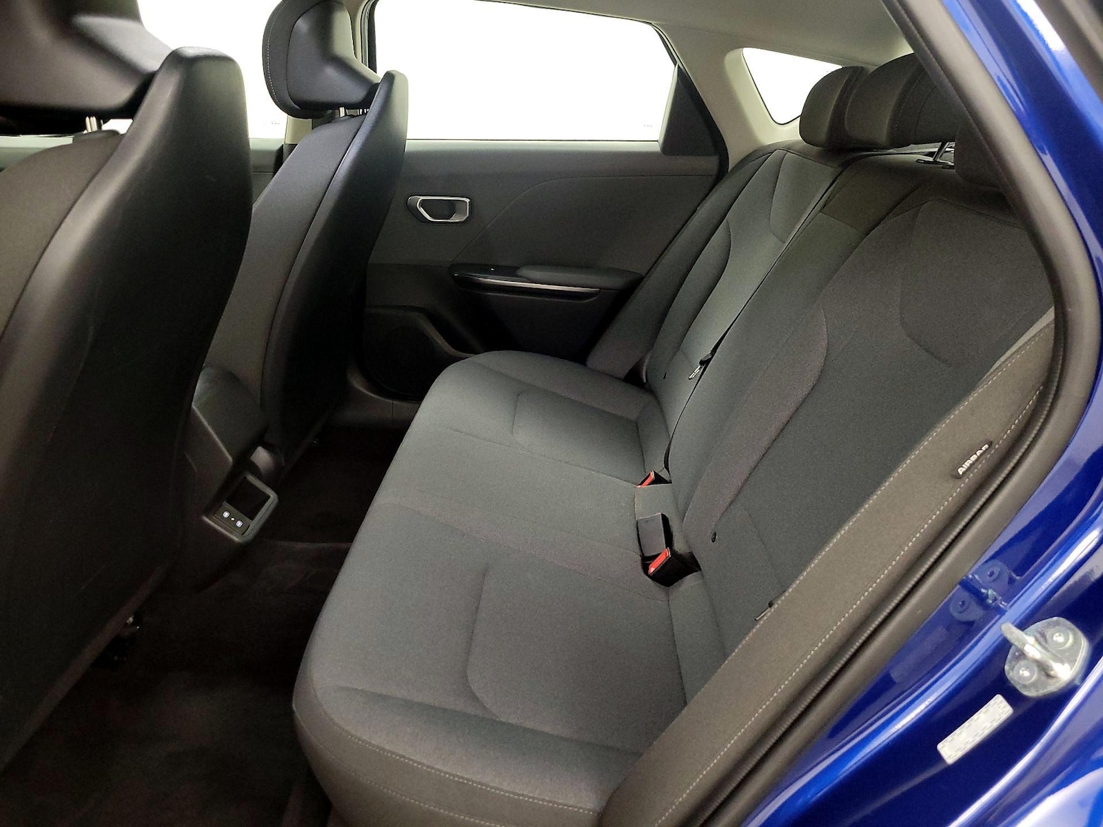 2025 Kia K4 LXS - Photo 20