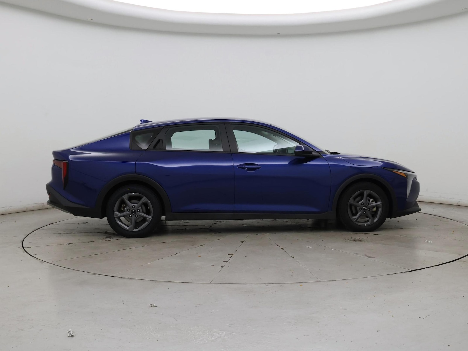 2025 Kia K4 LXS - Photo 8